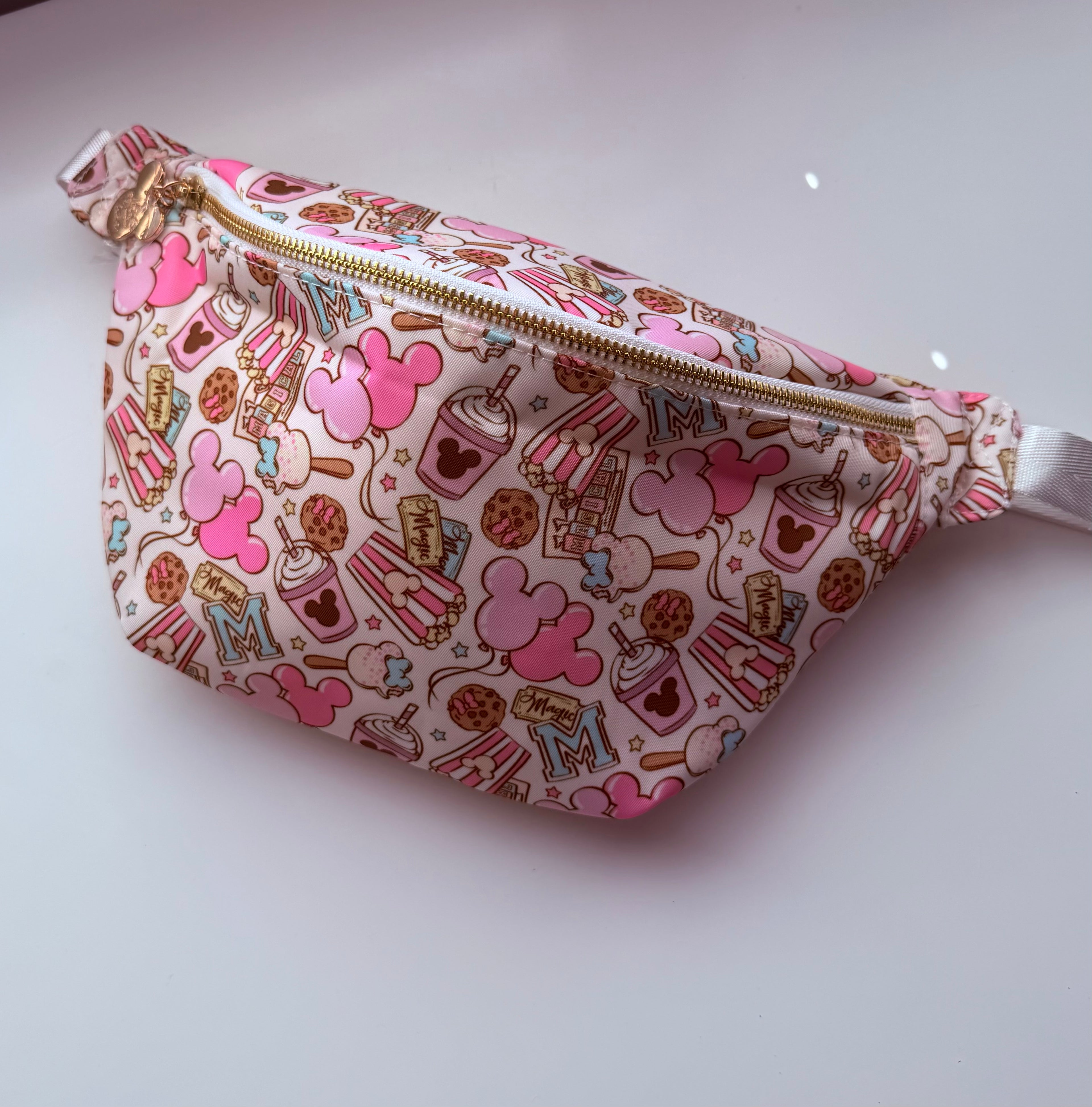 Park Day Snacks cross body bag